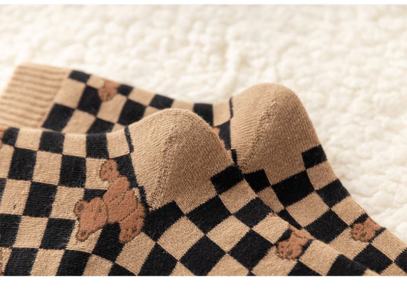 Winter Thick soft cotton fashion design jacquard socks+made in china