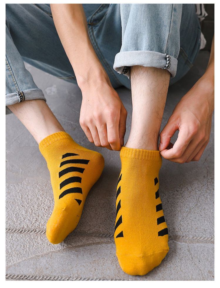 Premium Quality men fashion socks quotation(3)