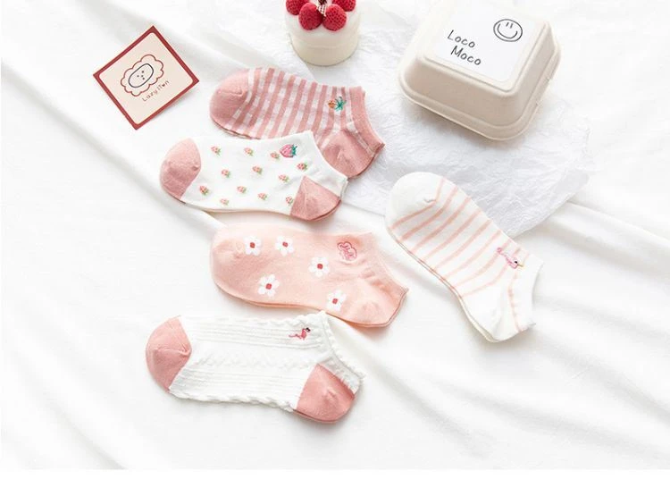 Cute Pattern Ankle Socks