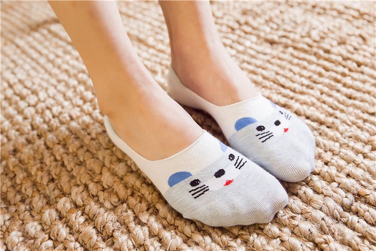 Animal Pattern No Show Socks