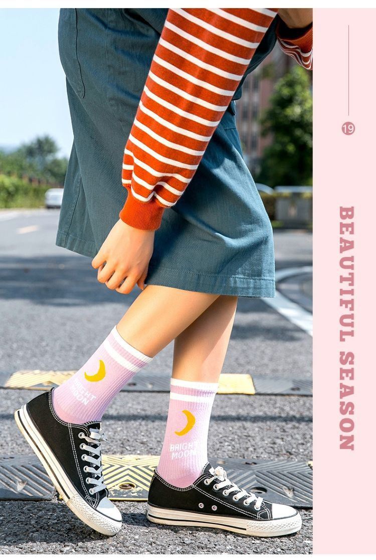 Sweet-Milk-Letter-Strawberry-Pink-Cute-Cartoon-Socks_01
