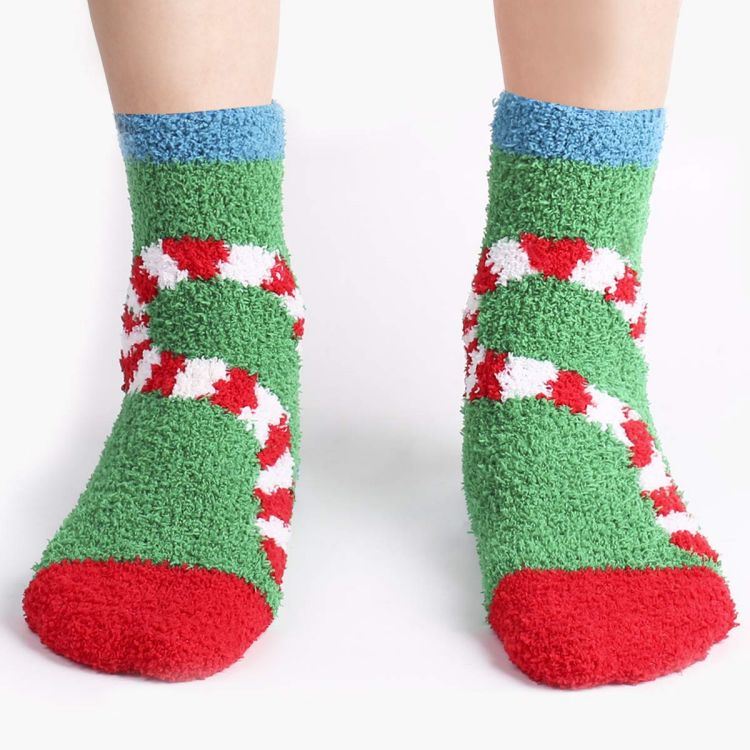 girl winter fuzzy socks (1)