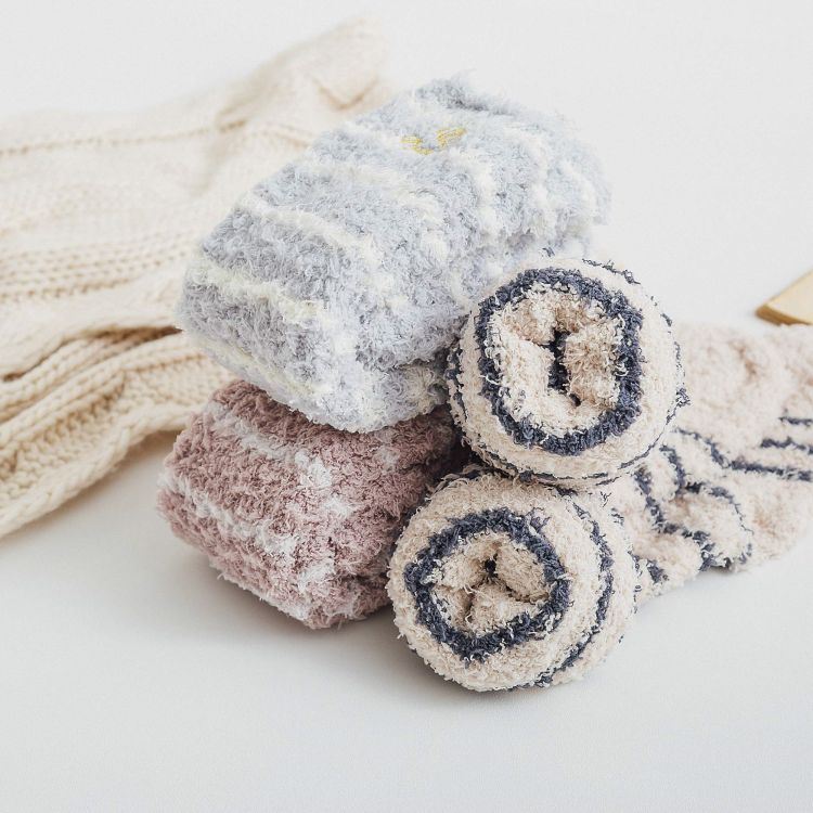 long fuzzy socks for kids (1)