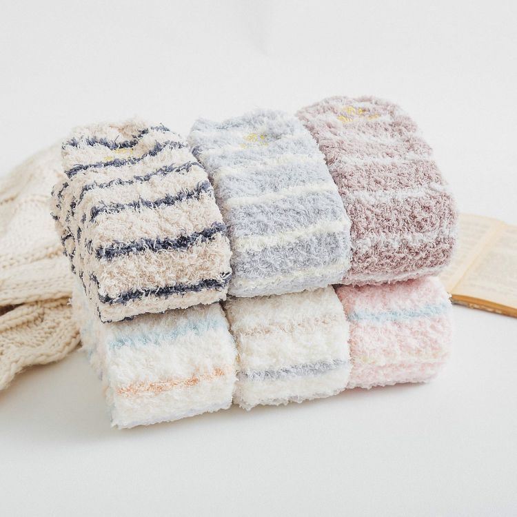 long fuzzy socks for kids (2)