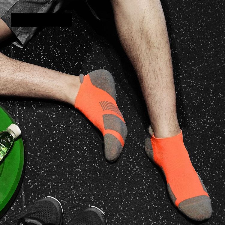 Moisture Control Colorful Sports Runnning Socks