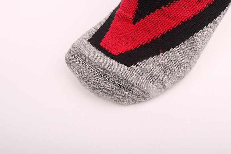 China+knee high cotton long men sport ski socks+factory