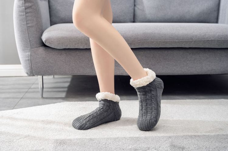 indoor ankle thermal socks show