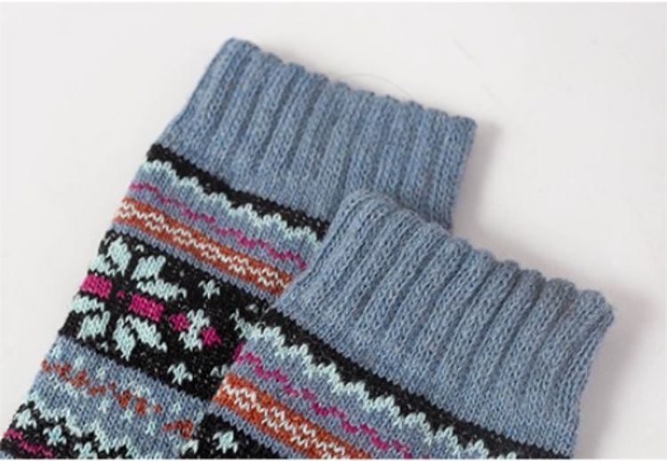 Comfortable soft wool socks price(1)