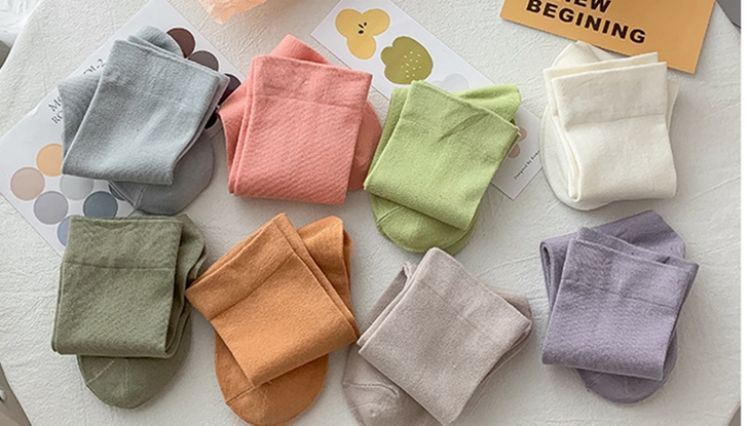 High-End Socks Solid