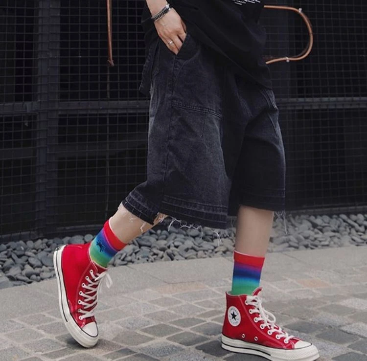 China custom print tube sublimation socks manufactures 03(1)