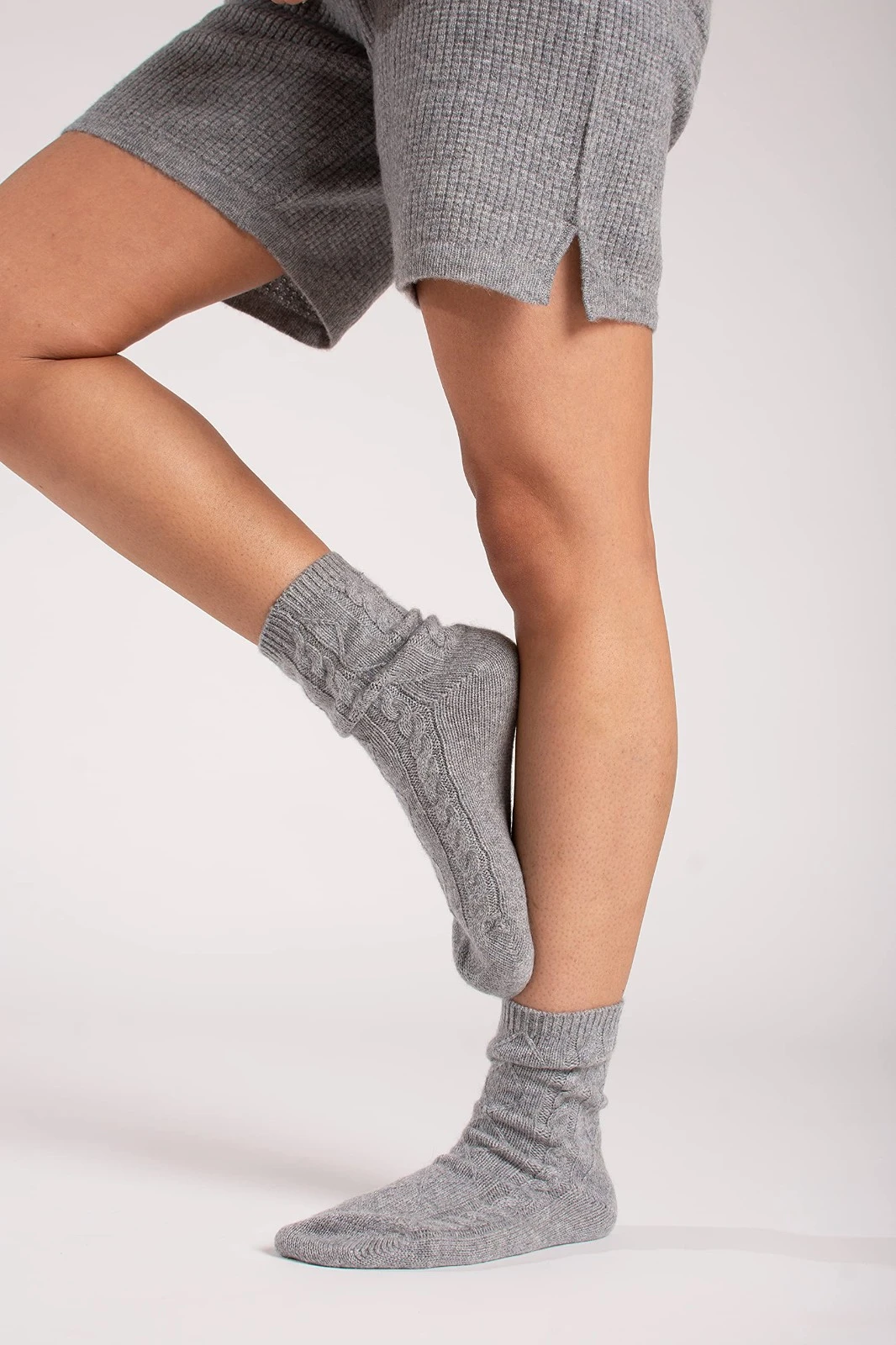 Grey Heather-03
