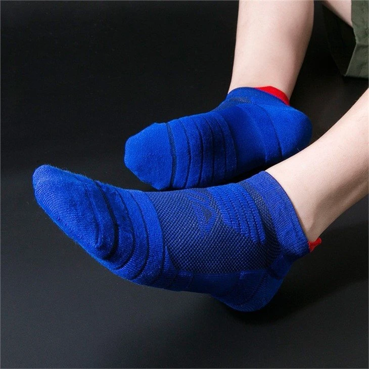 sports socks in stock