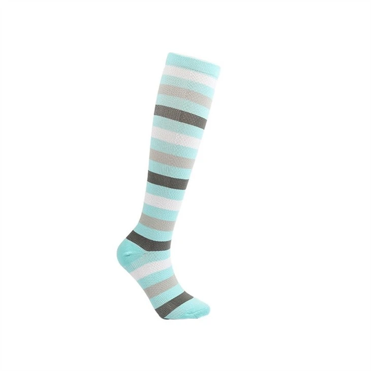 anti slip sports compression socks made in China