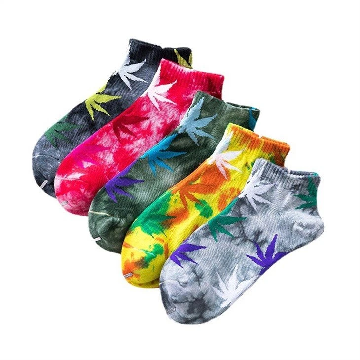 Colorful maple leaf patterned socks+Free Sample