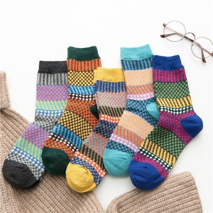 buy discount+Custom knit jacquard wool warm cute socks padded socks