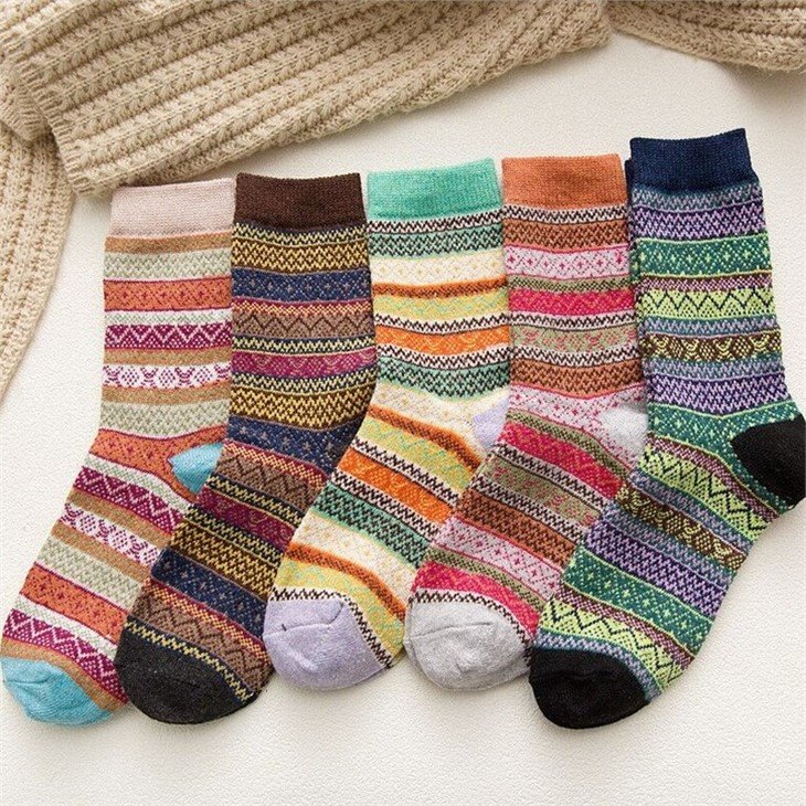 Custom knit jacquard wool warm cute socks padded socks +pricelist