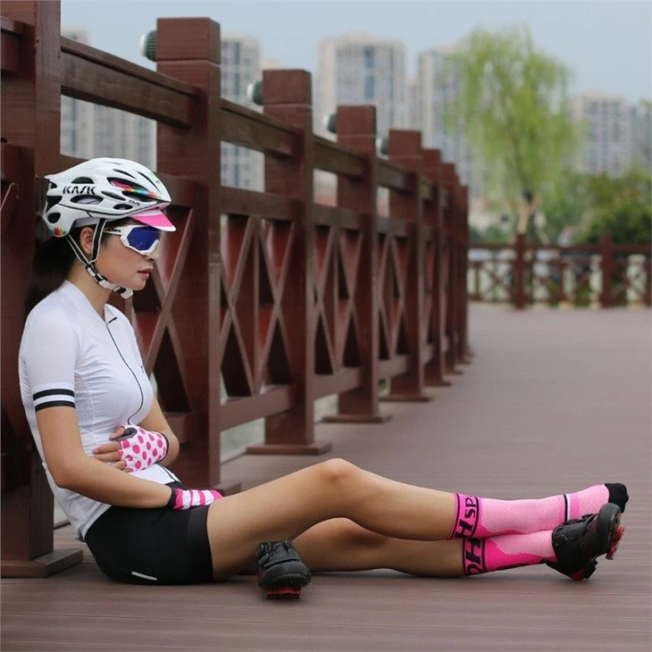 Cycling Men and Women Sport Socks Wholesale 03