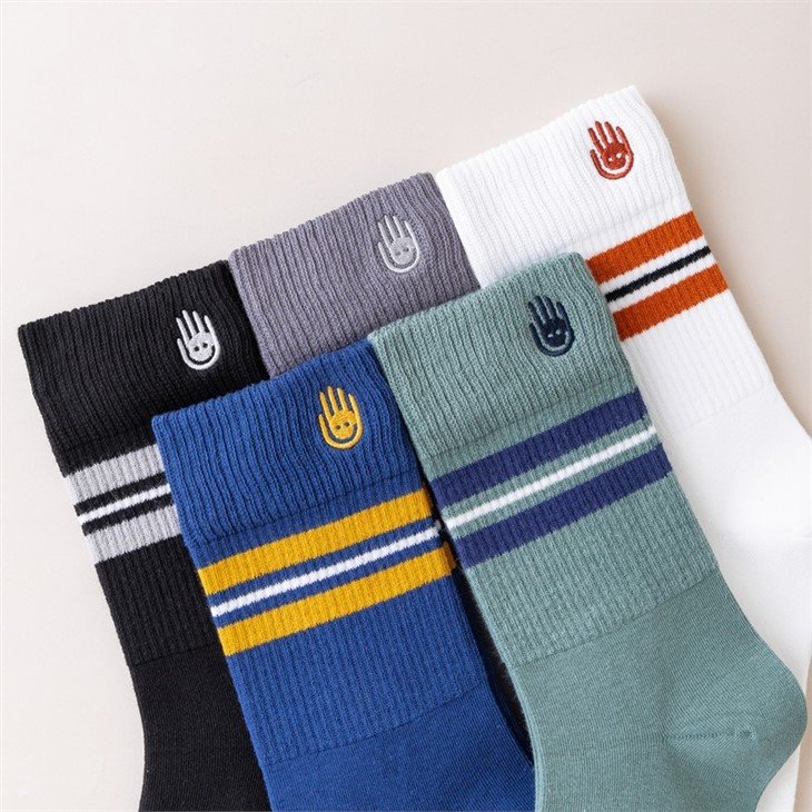 Funky Socks Fashion 2022 New Design For Men in stock