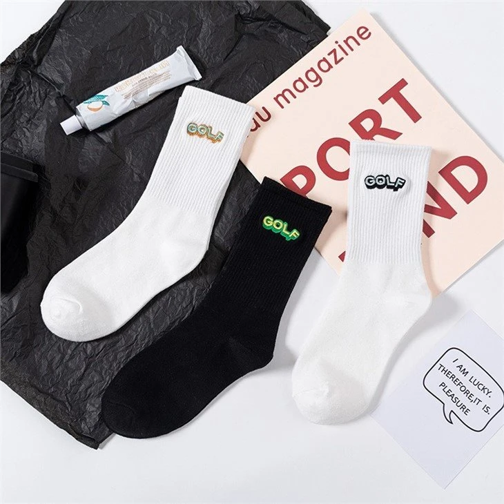 Golf embroidery trend sports golf socks unisex made in China 05