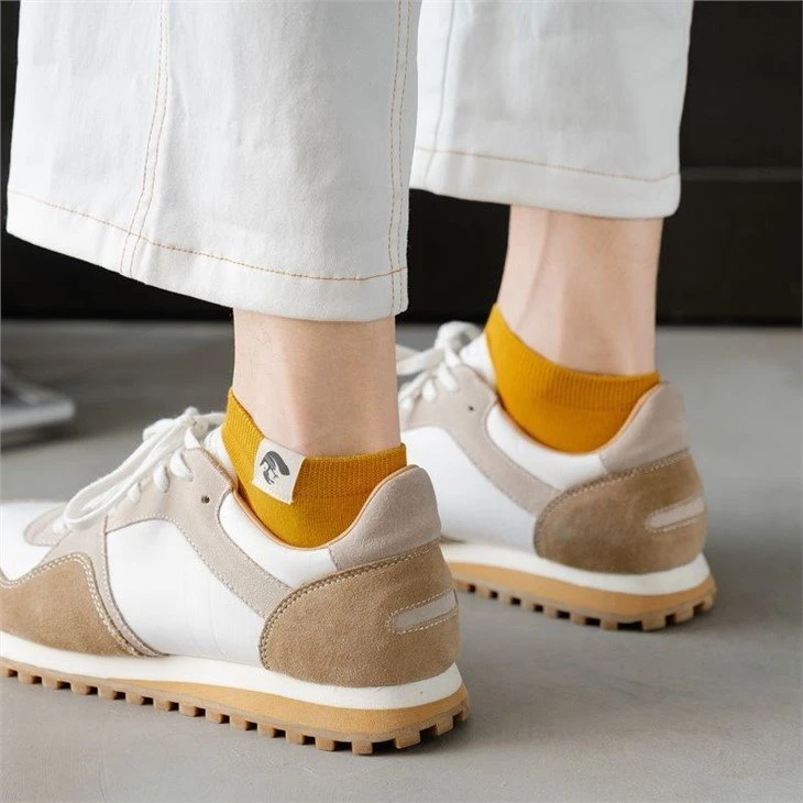 buy discount+high quality low cut sports socks private sewing label socks