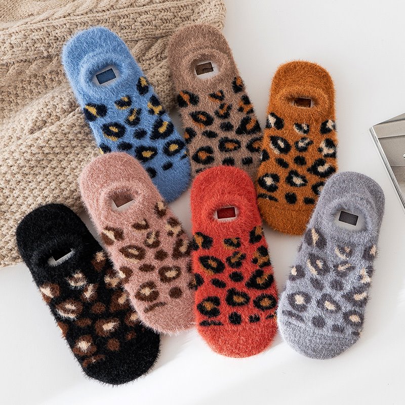 Jacquard No Show Socks Women