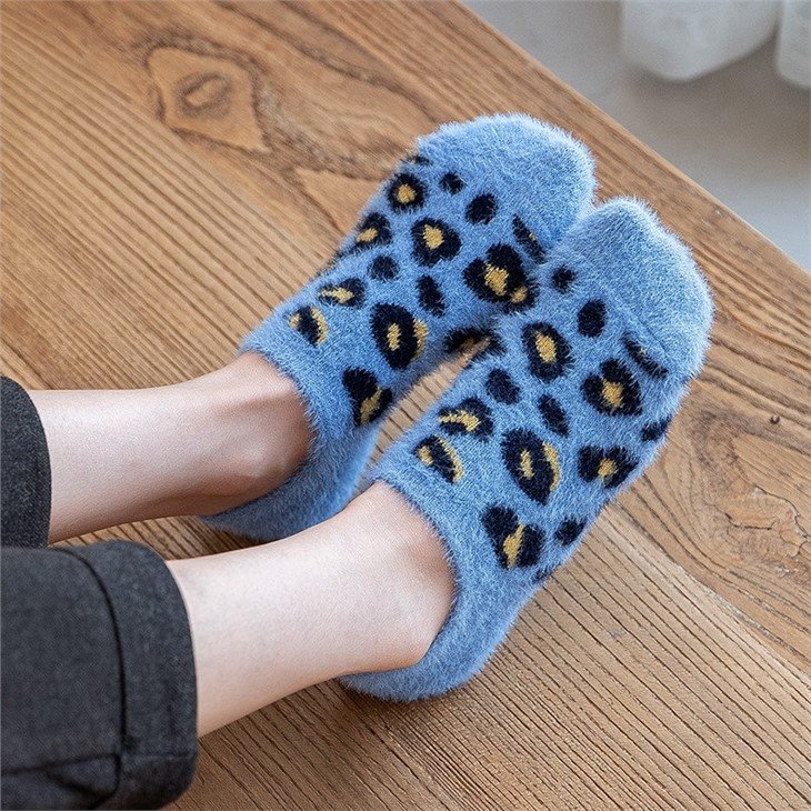 bulk+Jacquard no show winter socks for women