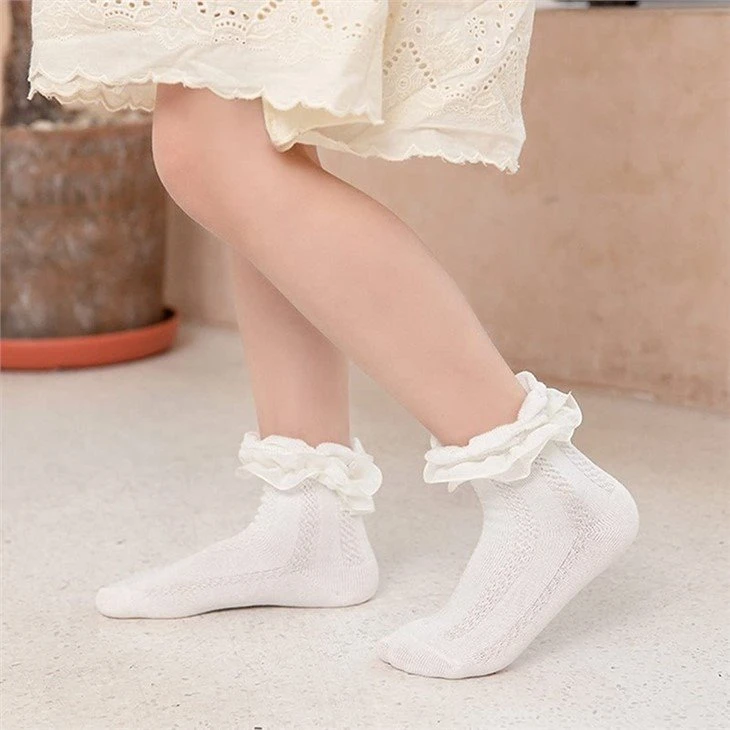 ruffle socks