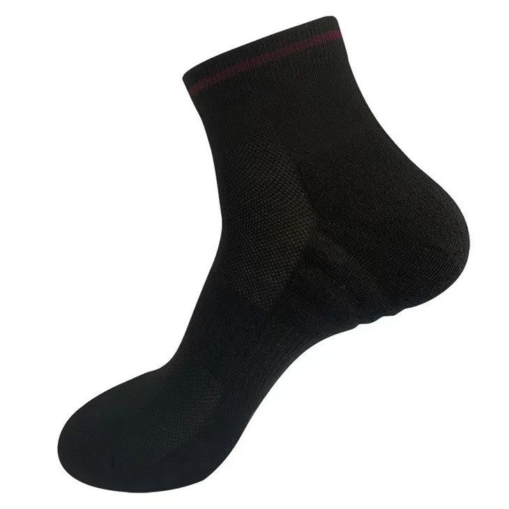 Low cut sports breathable tennis socks for men made in China 05