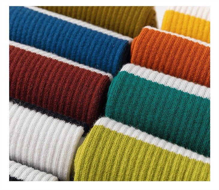 Men Cotton Embriodery Socks+in stock