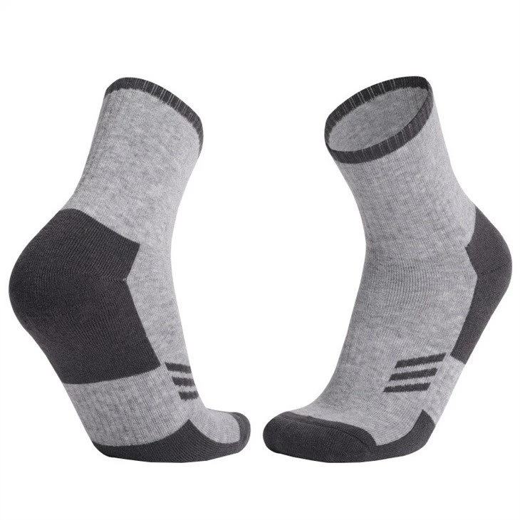 Men's wool breathable skin-friendly work socks made in China 05