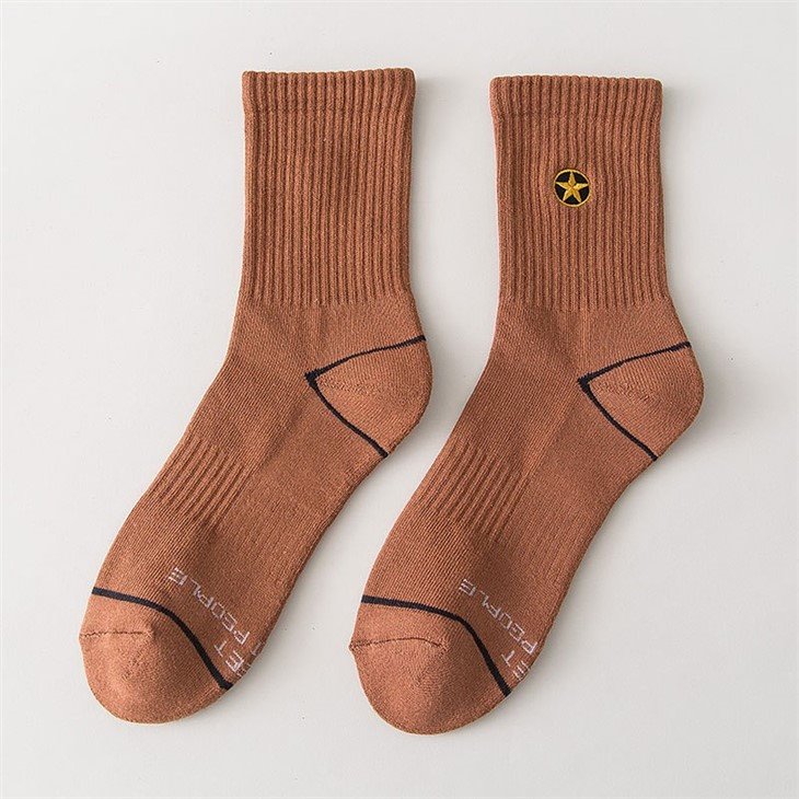 china+mens basketball socks embroidery custom labels+factory