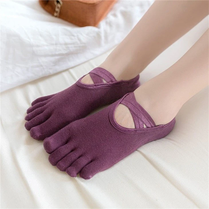5 finger yoga socks in stock (4)