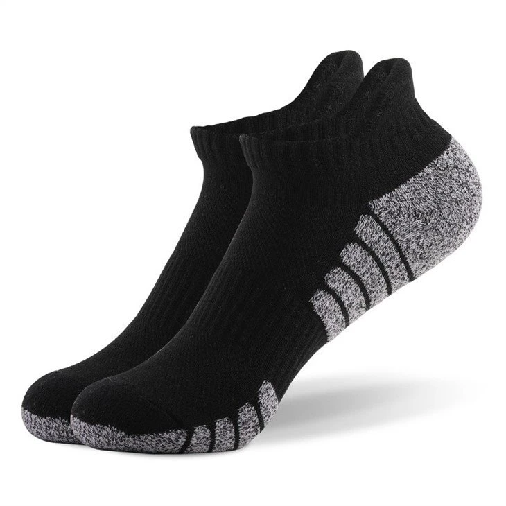 Seamless Anti-Bacterial Crew Gym Sports Socks factory 05