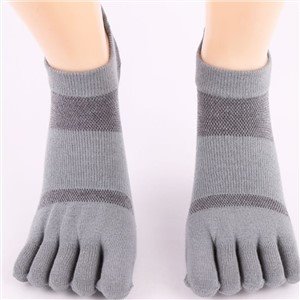 Manufacturer Men's Cotton Five Toe Socks