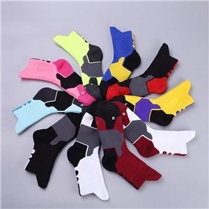 Professional Men Padded Basketball Socks