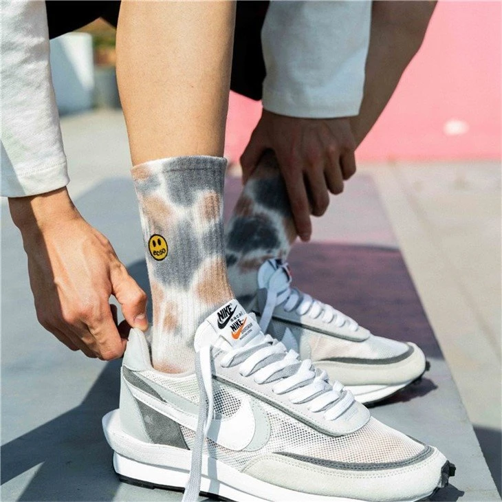 Wholesale Sport athletic crew size skate socks dye tie 02