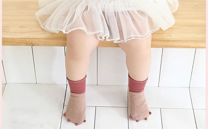 Kids winter indoor girl socks