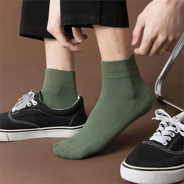 China+ankle men work socks+suppliers