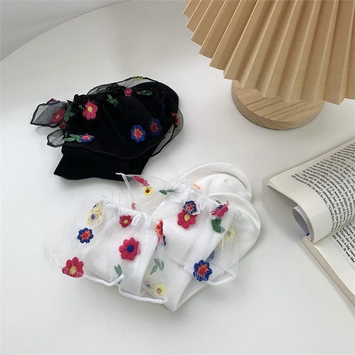 Beautiful Design Women Socks Lace in stock