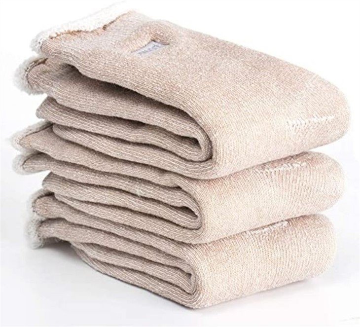 beige socks thermal socks +quotation