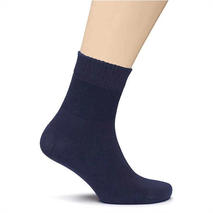 Best Black Lightweight Bamboo Crew Non Binding Extra Wide Neuropathy Diabetic Socks For Men Women