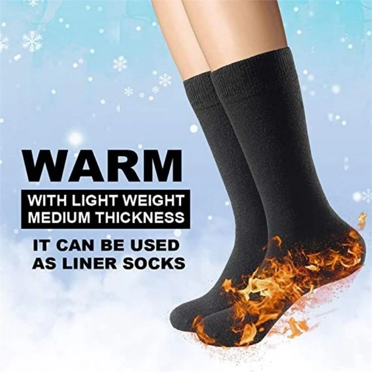 black set thermal socks +in stock