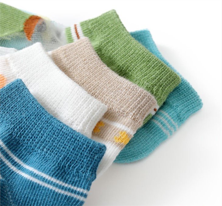 custom boys kids socks+made in China