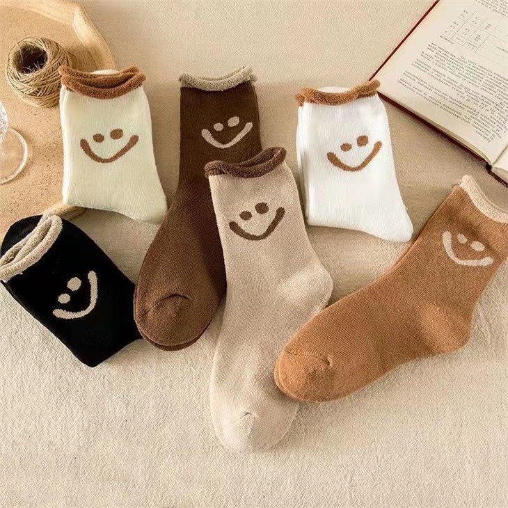 Cute Cartoon Big Smiley Face Socks Women Ladies in stock
