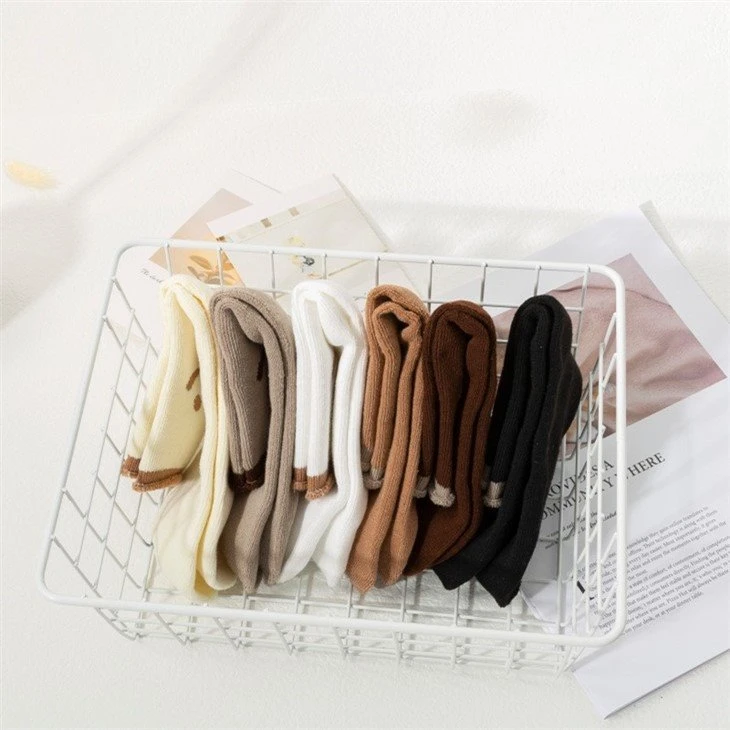 Cute Cartoon Big Smiley Face Socks Women Ladies quotation