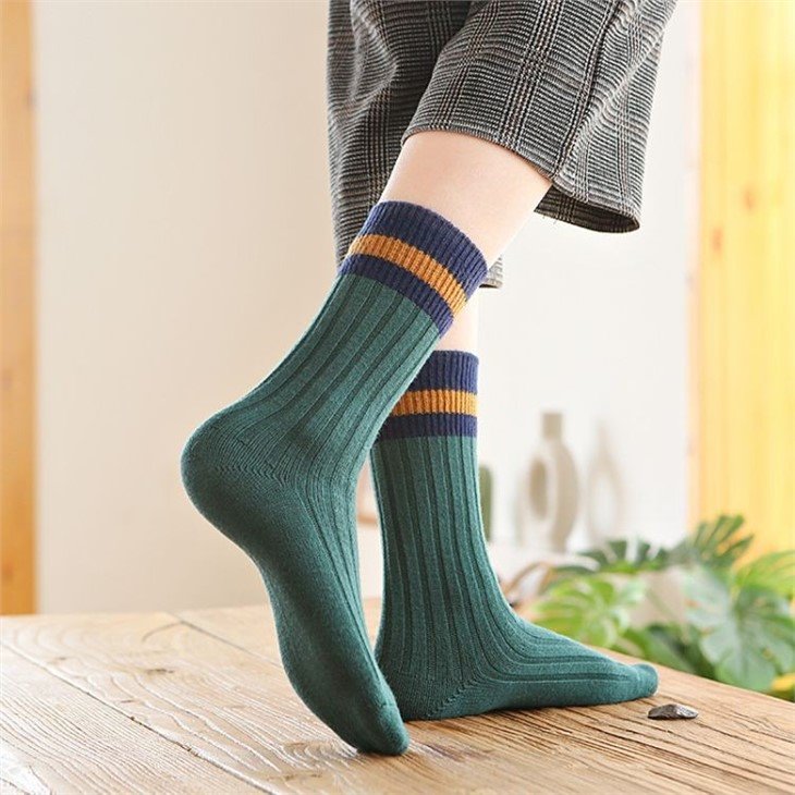 High-End Merino Wool Socks Women in stock