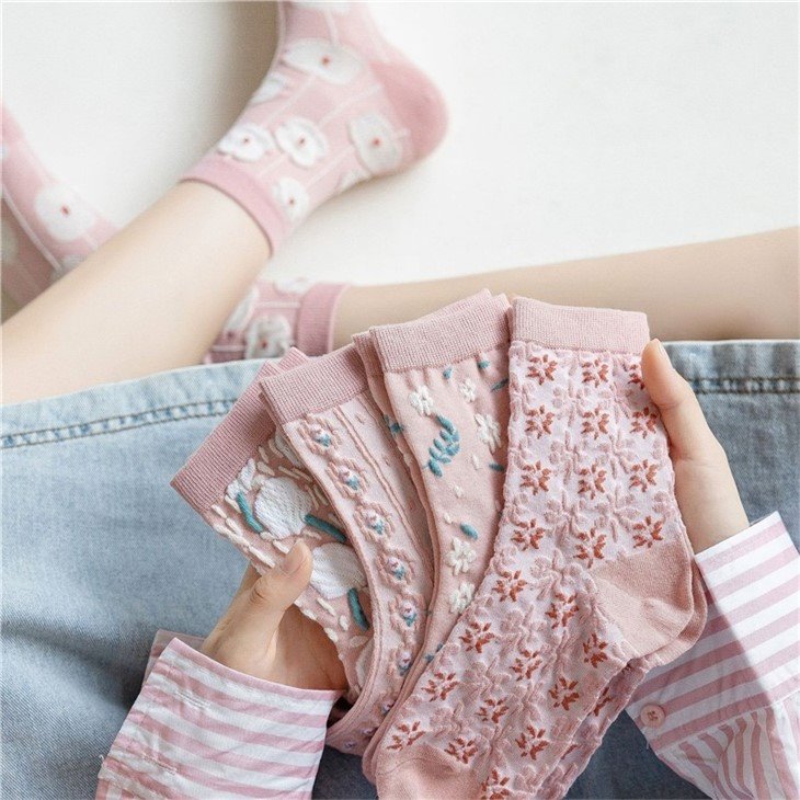 China High Quality New Ladies Socks 2022