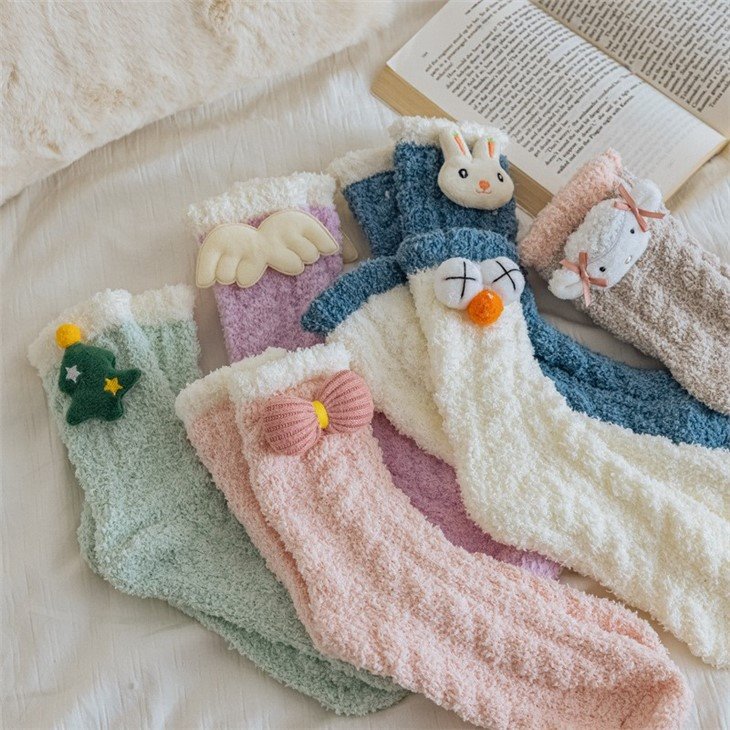 High Quality Women Fuzzy Fashion Cute Girls Socks price