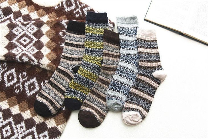 China Men casual wool socks (2)