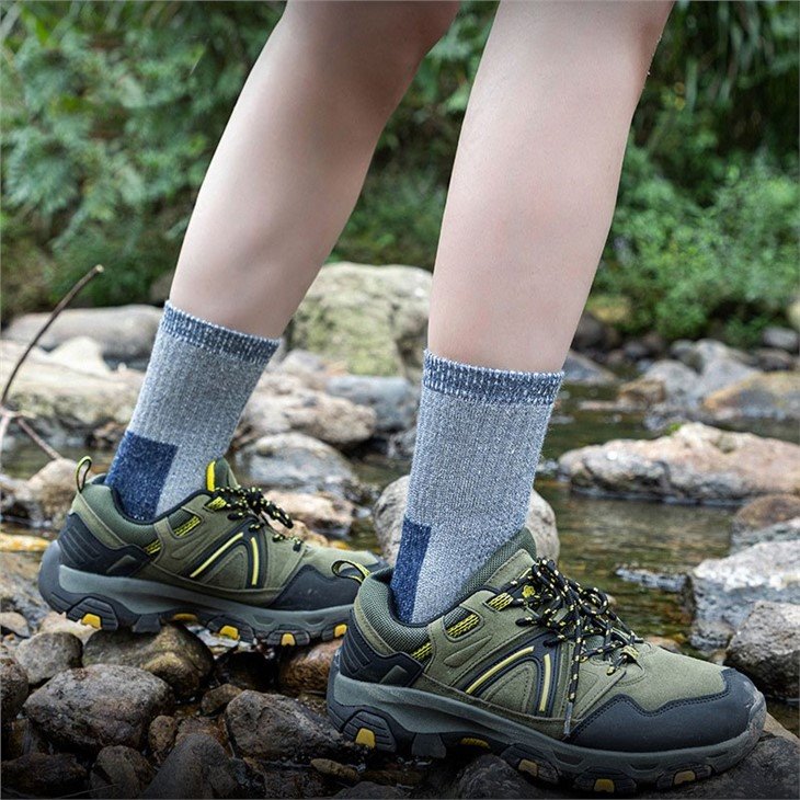Mesh Ventilating Hiking Socks Merino Wool suppliers